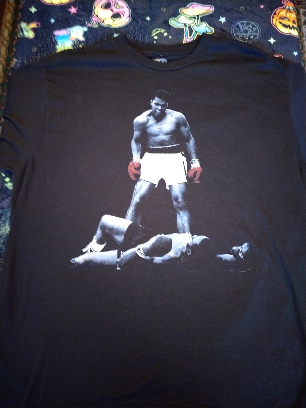 Black Muhammad Ali Graphic Tee with Red Gloves